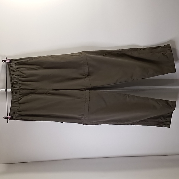 Bugged Exposure Converible Pants to Shorts Size Medium Olive Green - Picture 4 of 15